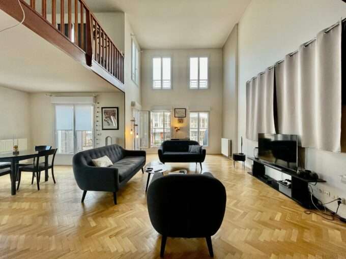 ASM immobilier vous présente au sein de son agence immobilière courbevoie un Duplex agence immobilier courbevoie