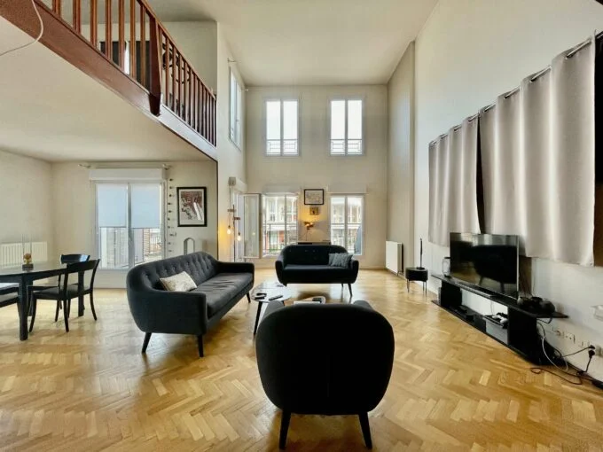 ASM immobilier vous présente au sein de son agence immobilière courbevoie un Duplex agence immobilier courbevoie