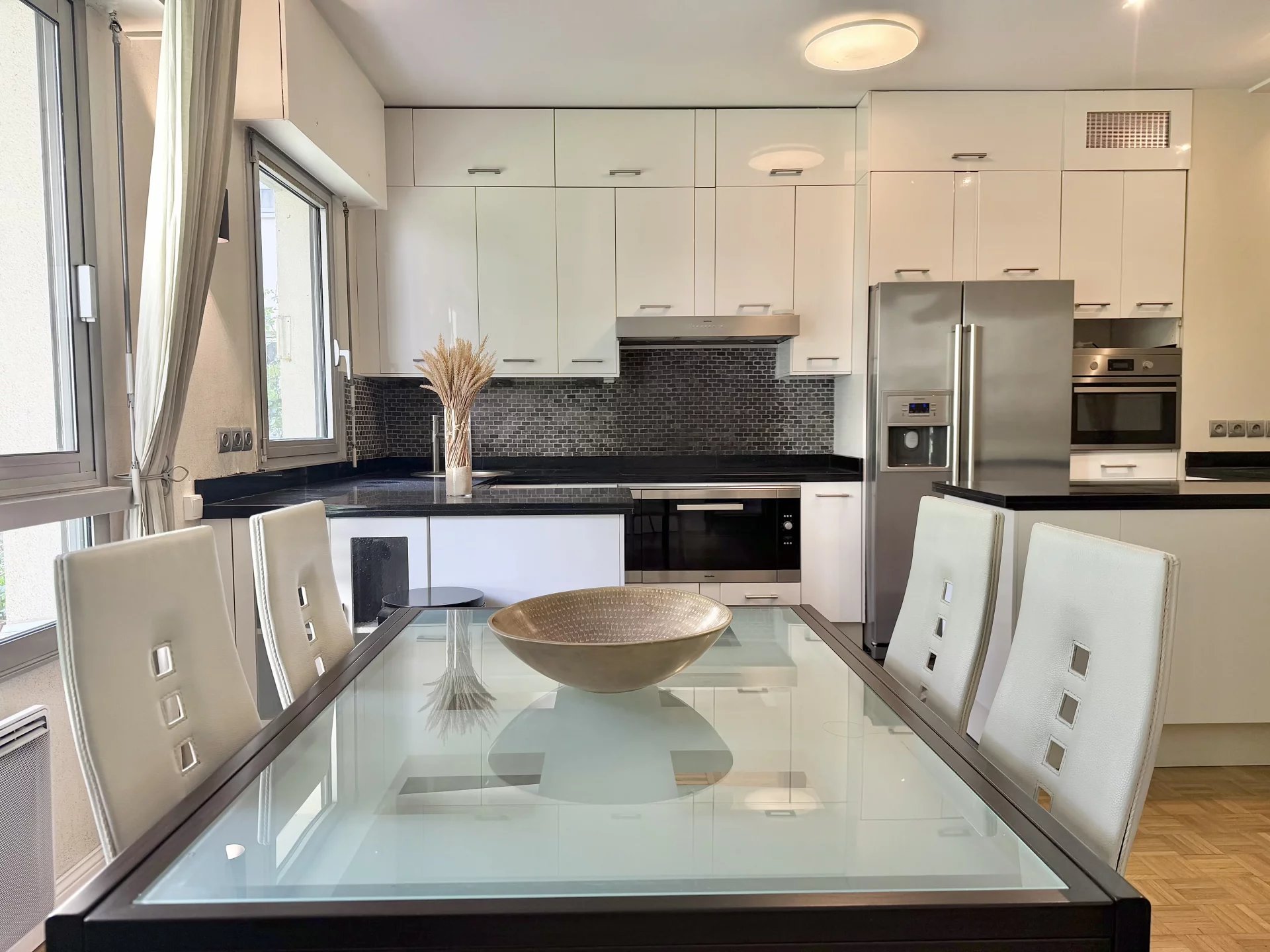 Appartement 3 pièces 74 m² · à Courbevoie · 74 m² · 430 000 €