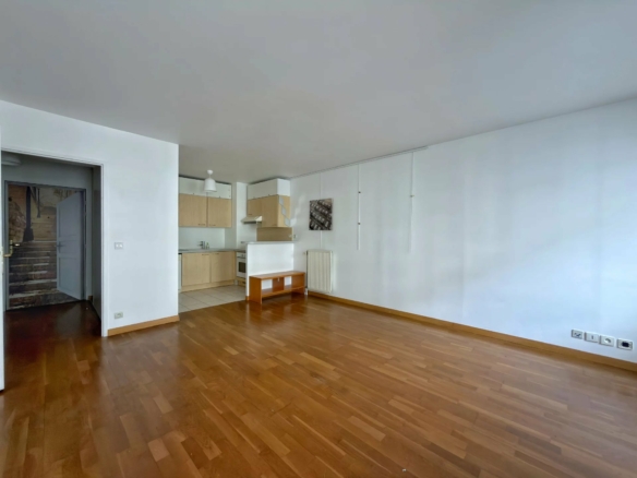 T2 non meublé – 47 m² avec Balcon et Parking Faubourg de l’Arche COURBEVOIE