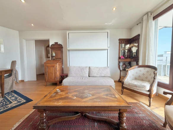 COURBEVOIE CENTRE – 2P 53m² – 8ème ÉTAGE – VUE SEINE & CALME – DPE C