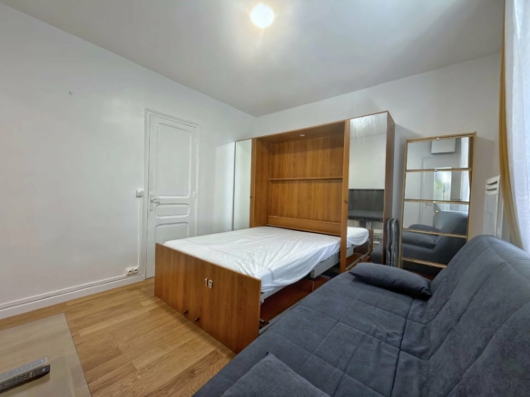 Studio meublé – 22 m² – Calme sur jardin 2ème étage Courbevoie