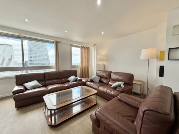 A VENDRE – Duplex 117m2 Dernier étage – Courbevoie la Défense